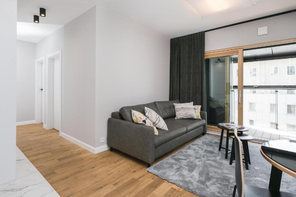 Apartmán Golden - Two Bedrooms Luxury In The Center - Mennica *