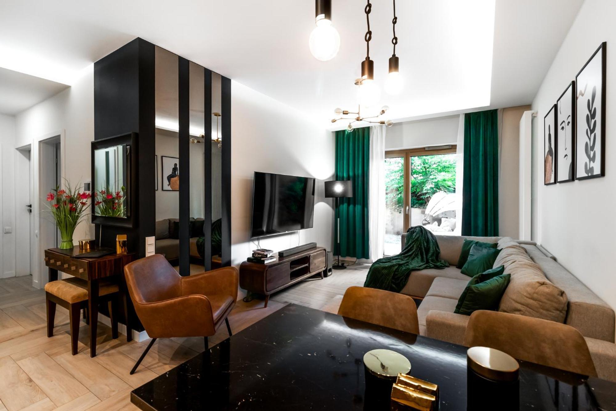 Golden - Two Bedrooms Luxury In The Center - Mennica Apartmán *