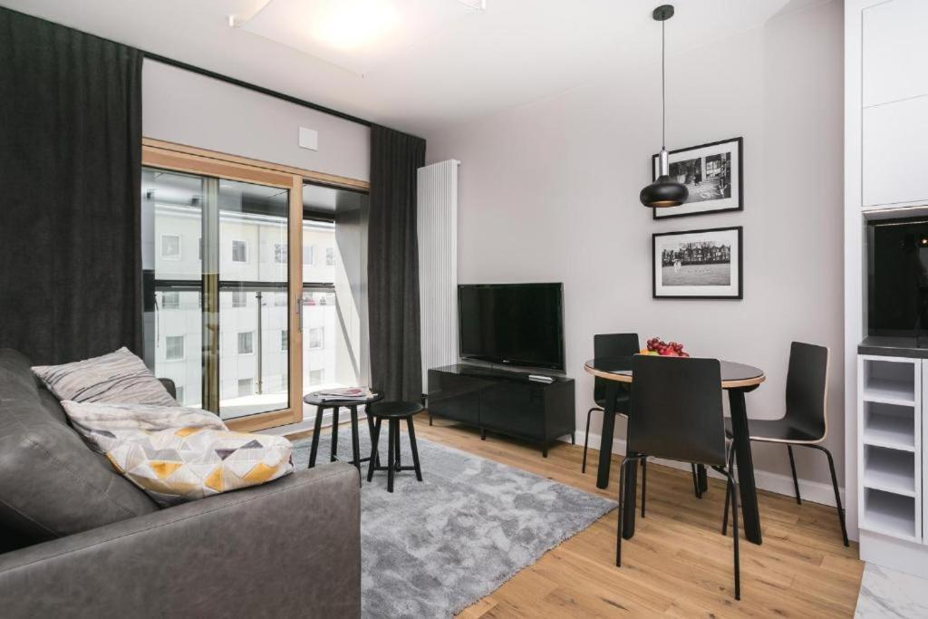 Golden - Two Bedrooms Luxury In The Center - Mennica Apartmán Varšava