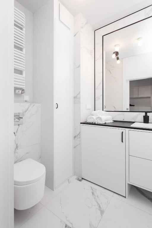 Golden - Two Bedrooms Luxury In The Center - Mennica Apartmán *