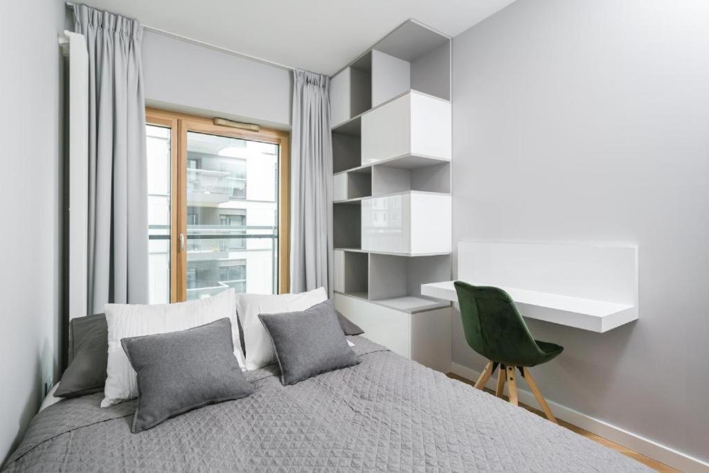Golden - Two Bedrooms Luxury In The Center - Mennica Apartmán *